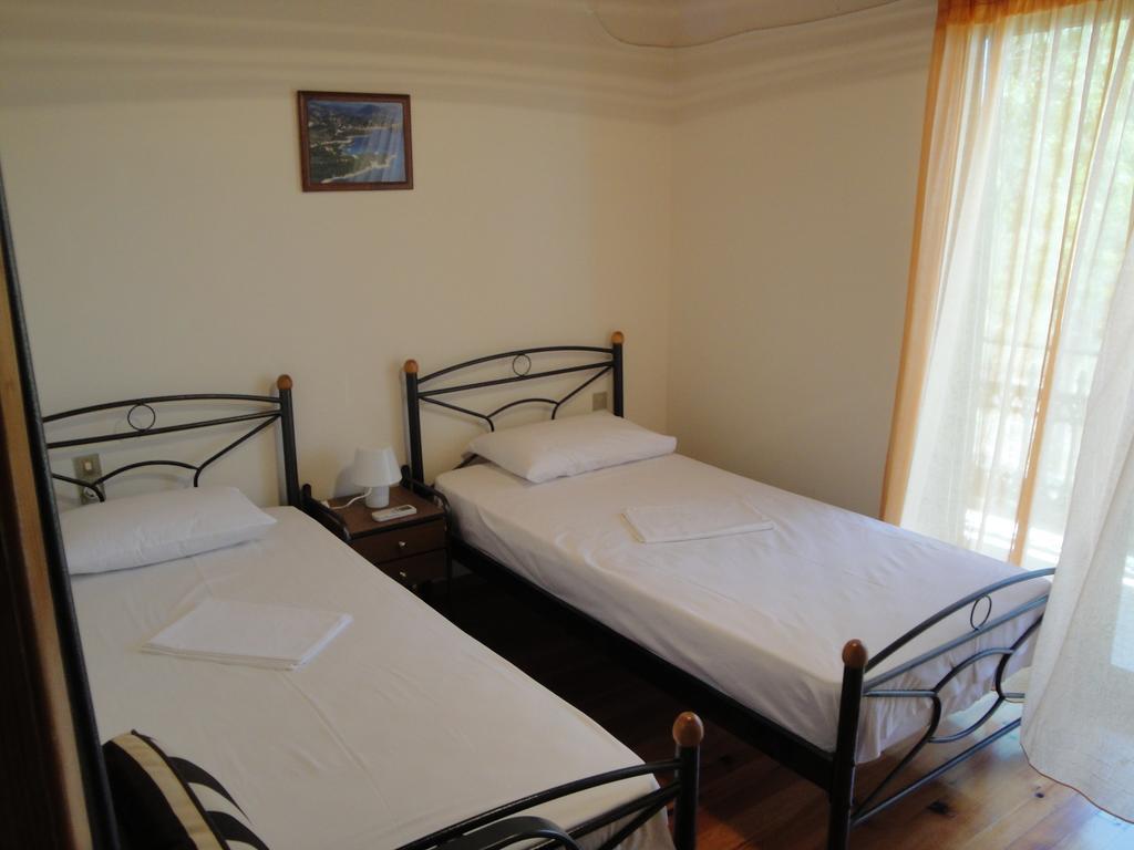 Paschos Rooms Sívota Zimmer foto
